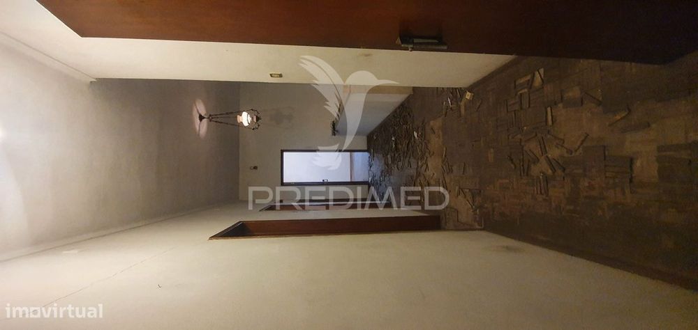 Apartamento T2 com garagem