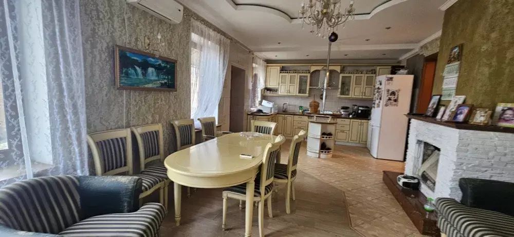 Продам дом в пригороде Черноморска