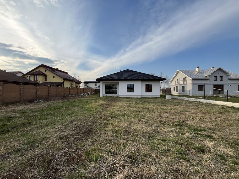Продається одноповерховий особняк в передмісті Івано-Франківська