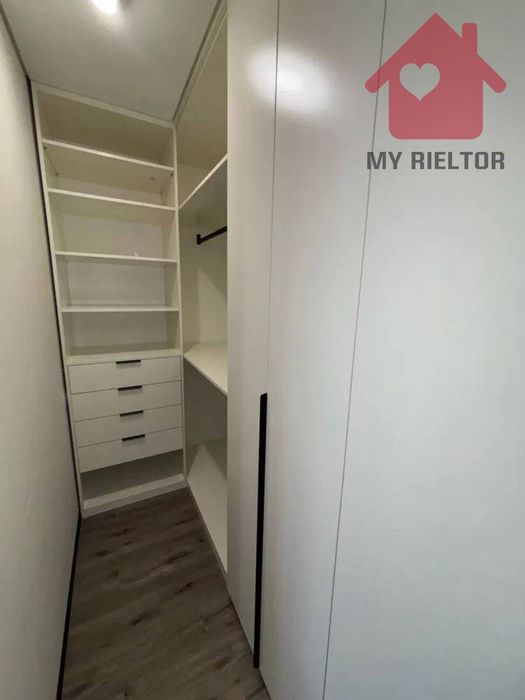 Продаж автономного будинку в котеджному містечку SoHo Town