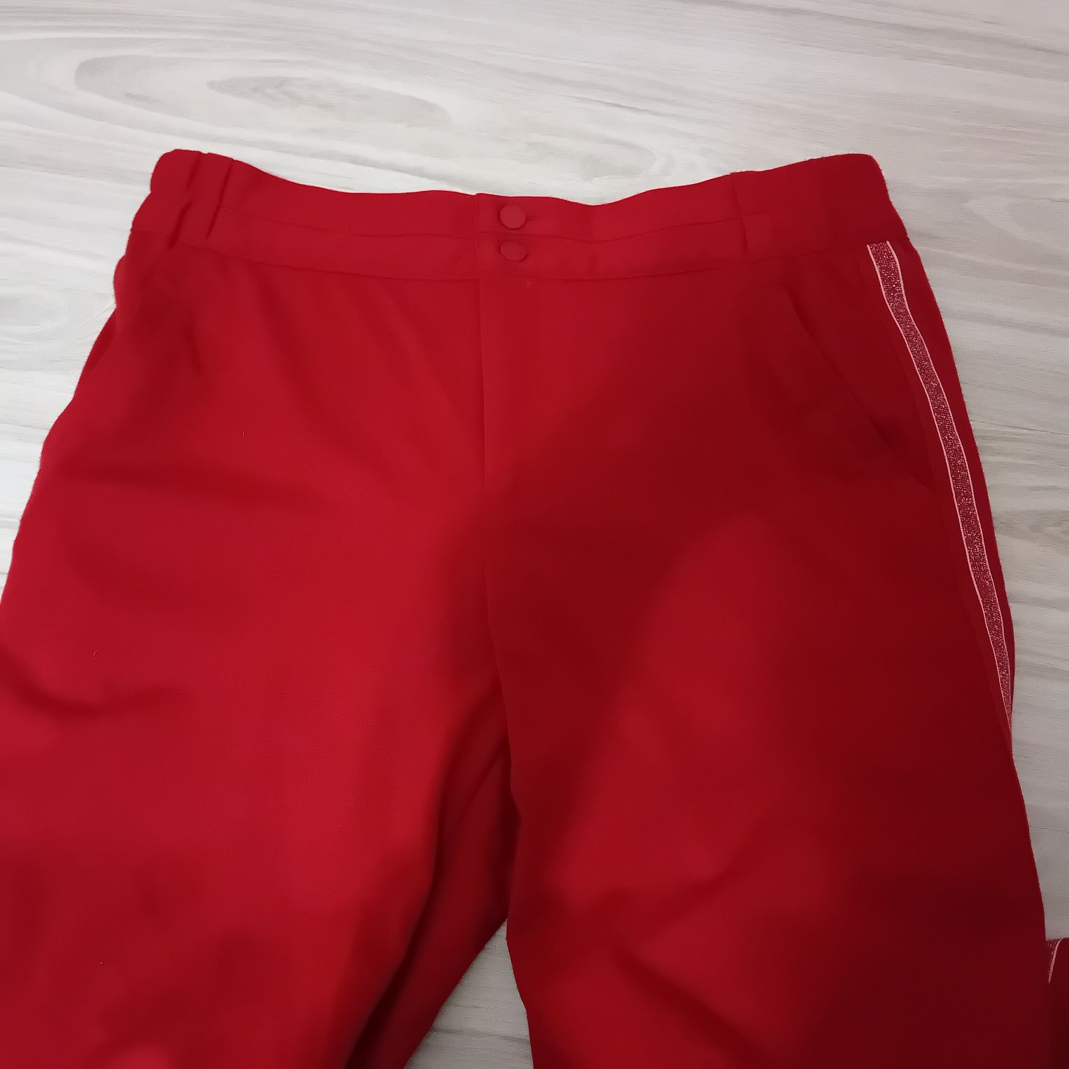 Czerwone spodnie na gumce S/M Free Quent
