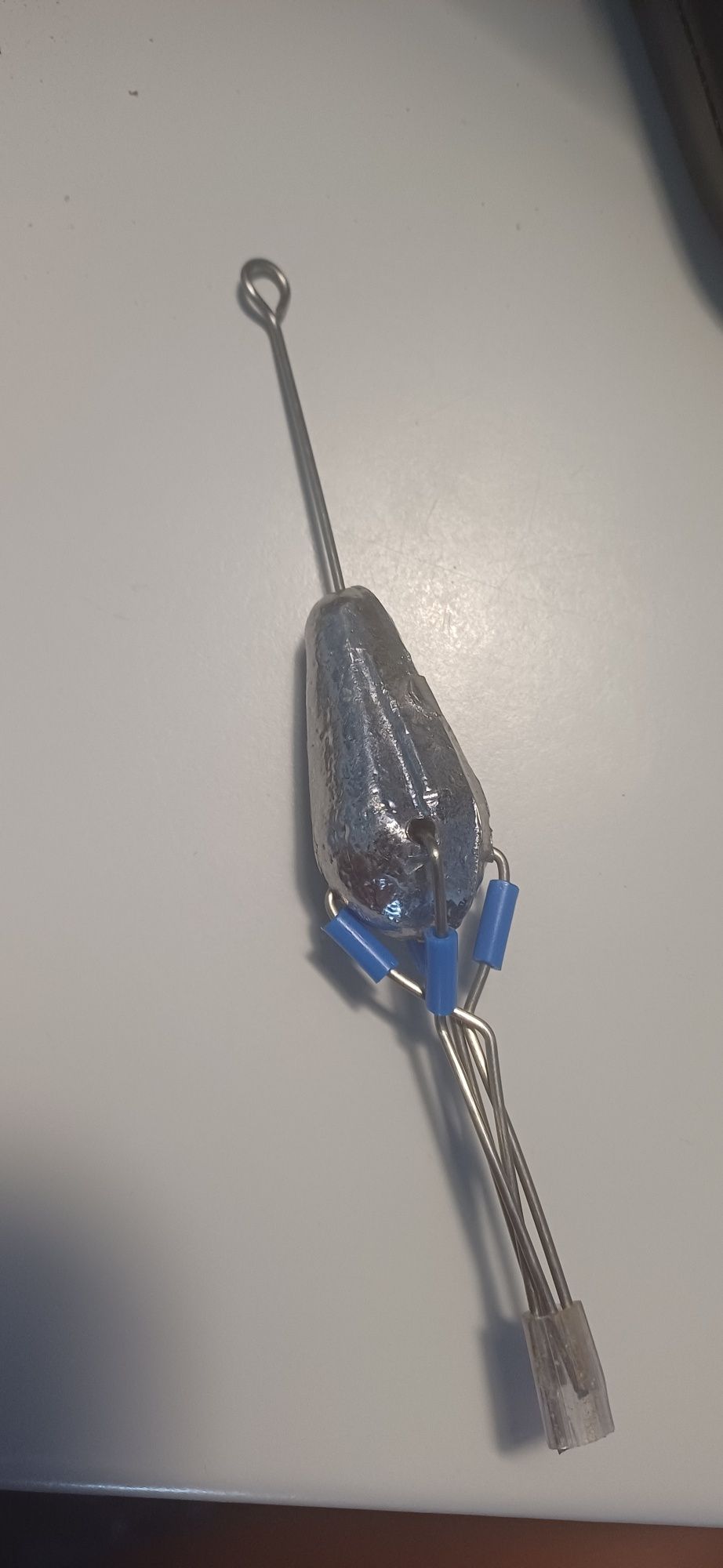 Chumbadas para pesca surfcasting com garras tipo aranha.
