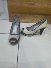 Carinii buty roz 37