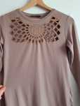 Elegancka, efektowny dekolt s/m
