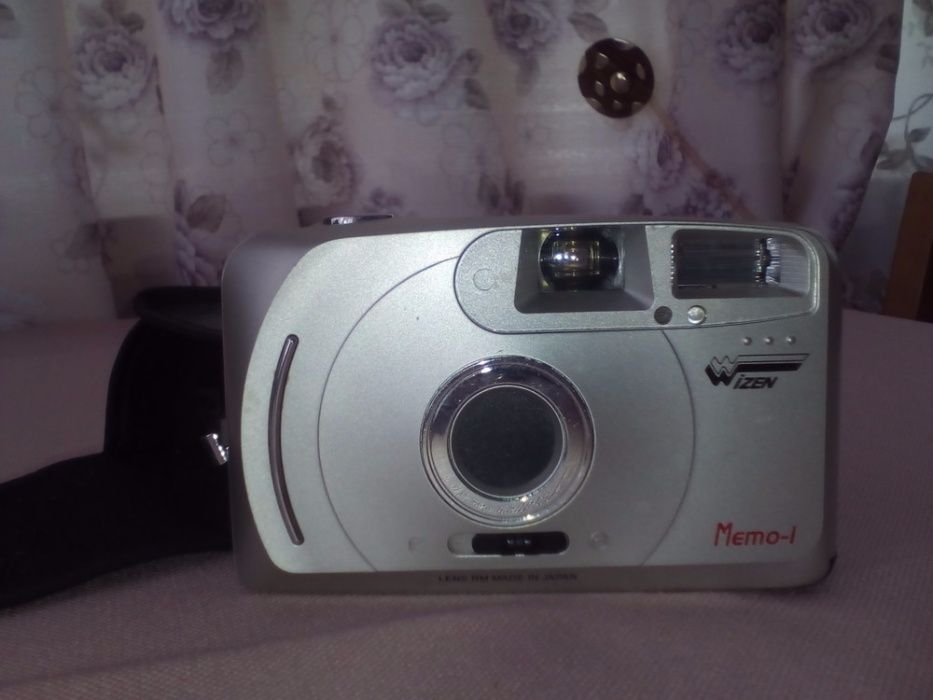 Пленочный фотоаппарат в идеальном состоянии