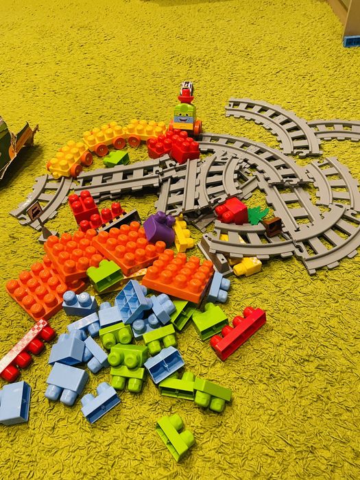 Podobny na lego duplo pociàg i kolej aż 3, 3 metry i klocki!