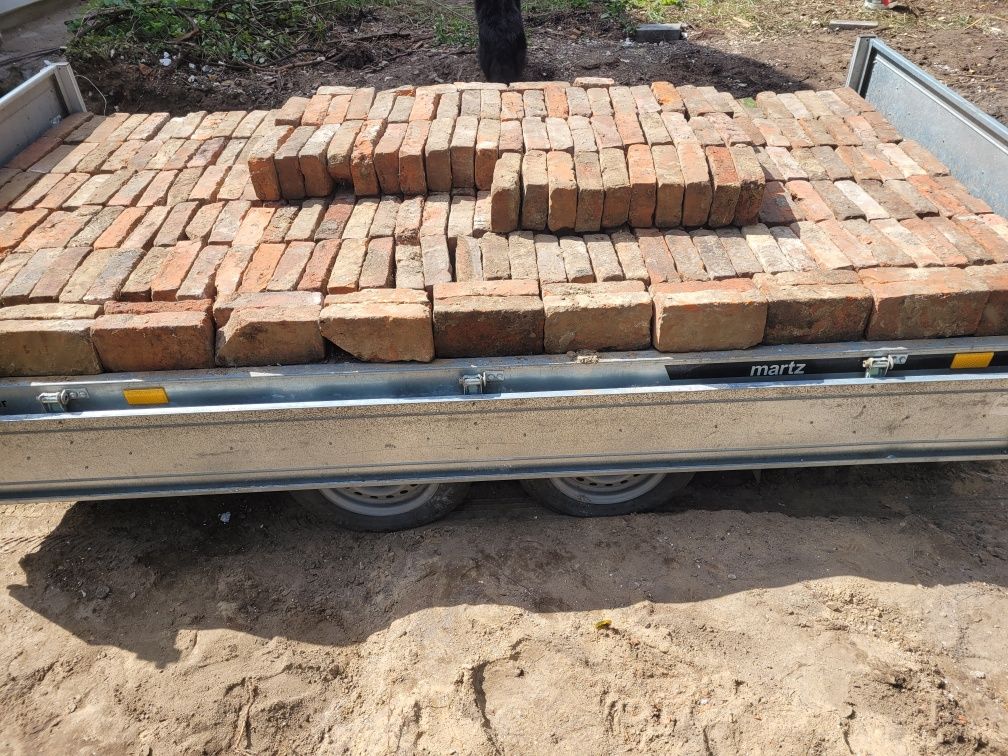 Cegła pełna czerwona cegły  270 sztuk w. Lewy