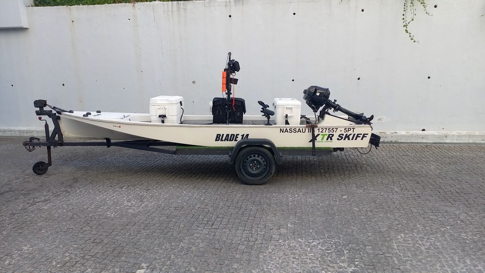 XTR Skiff 14 - mercury 6hp
