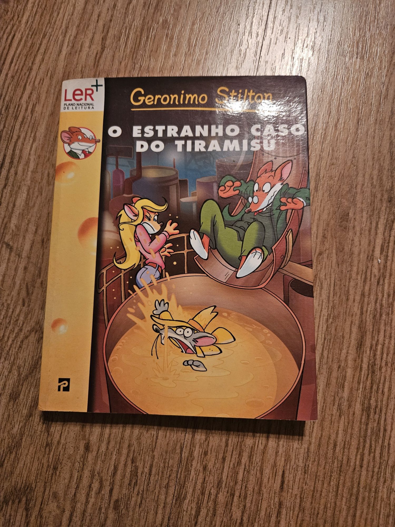 Livro " O estranho caso do tiramisú" de Geronimo Stilton