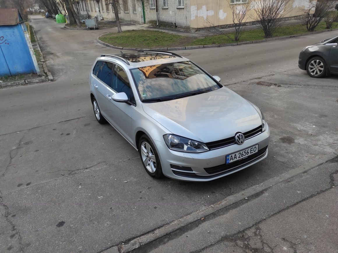 Продам Фольксваген Golf 7, універсал, 2015р., дизель1,6.