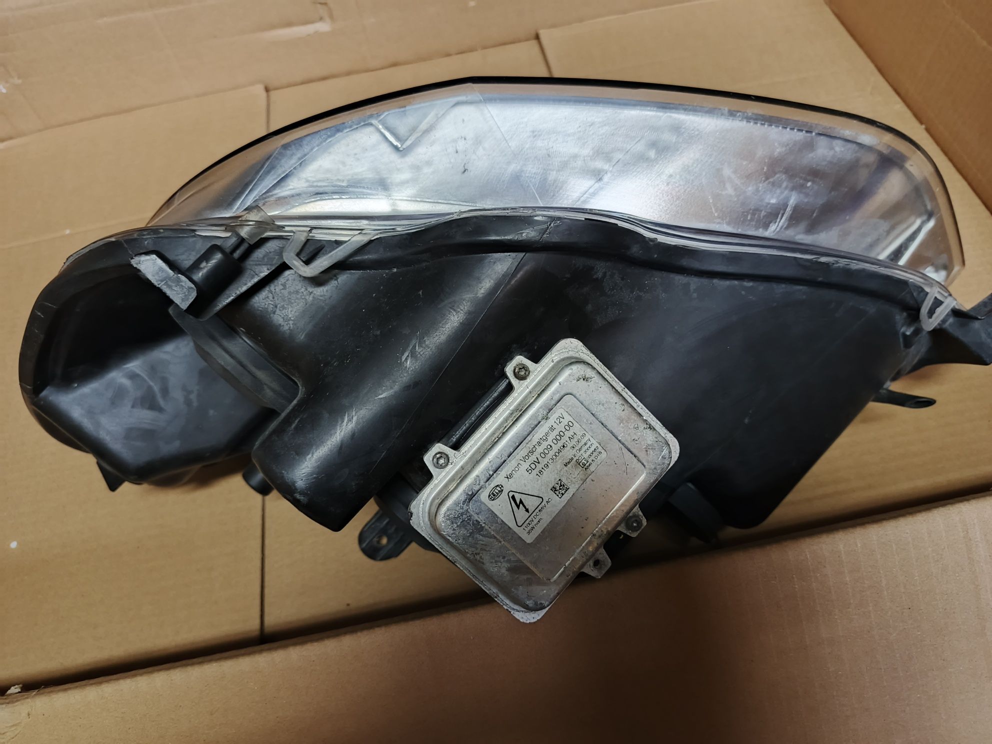Ford Galaxy, S max lampa Xenon Bi Xenon