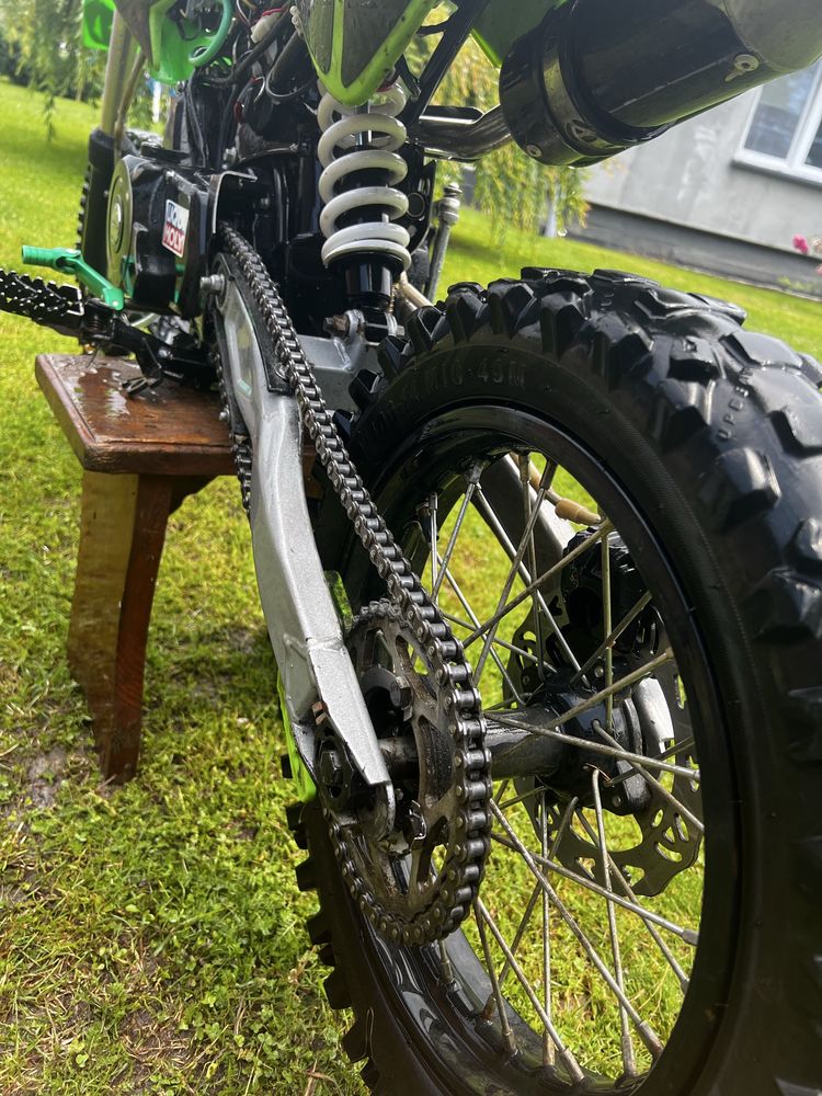 Cross barton 125