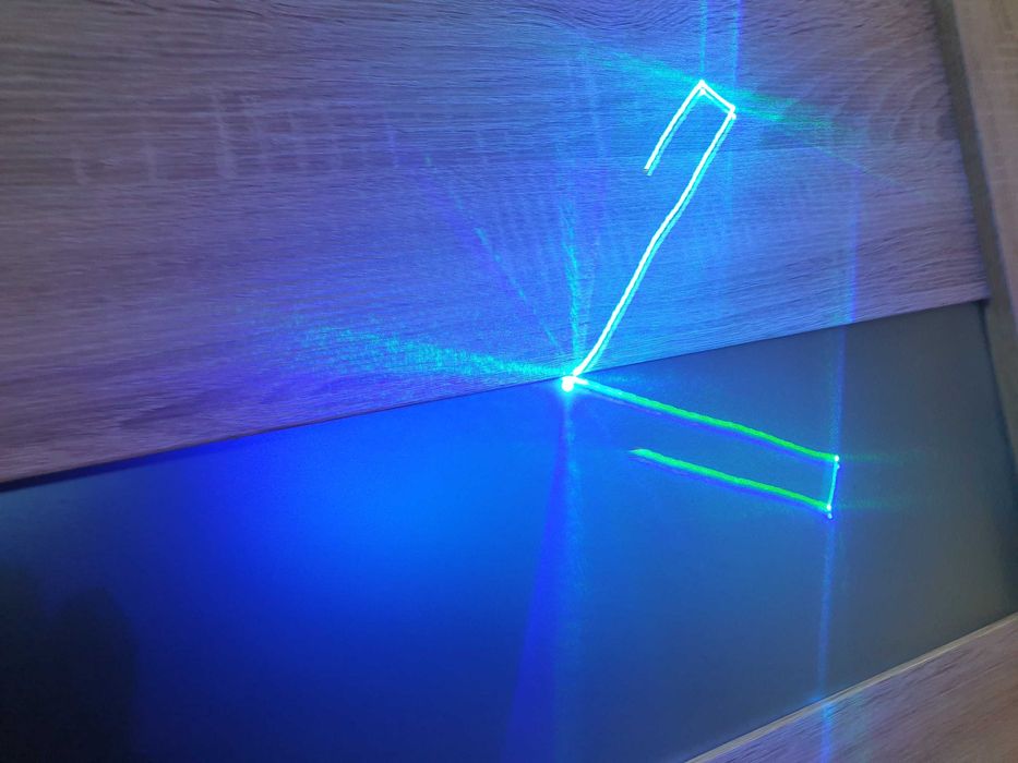 Laserworld CS-1500RGB Laser dyskotekowy DPSS aircooled DMX512 ILDA