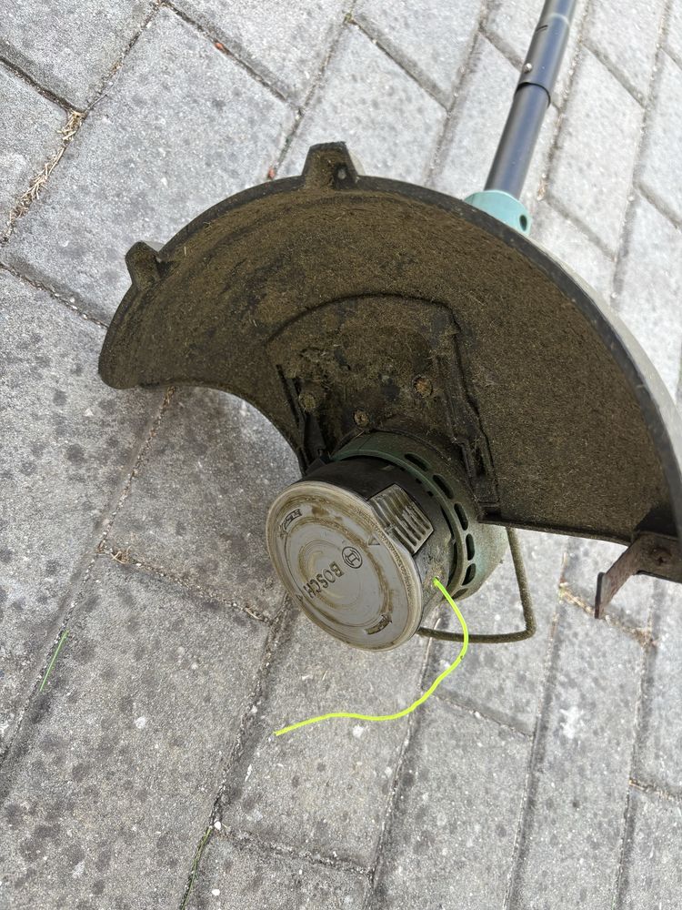Roçador / Aparador de relva eletrico Bosch