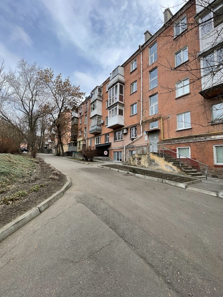 Продам 2 кім квартиру ( Архангельська)