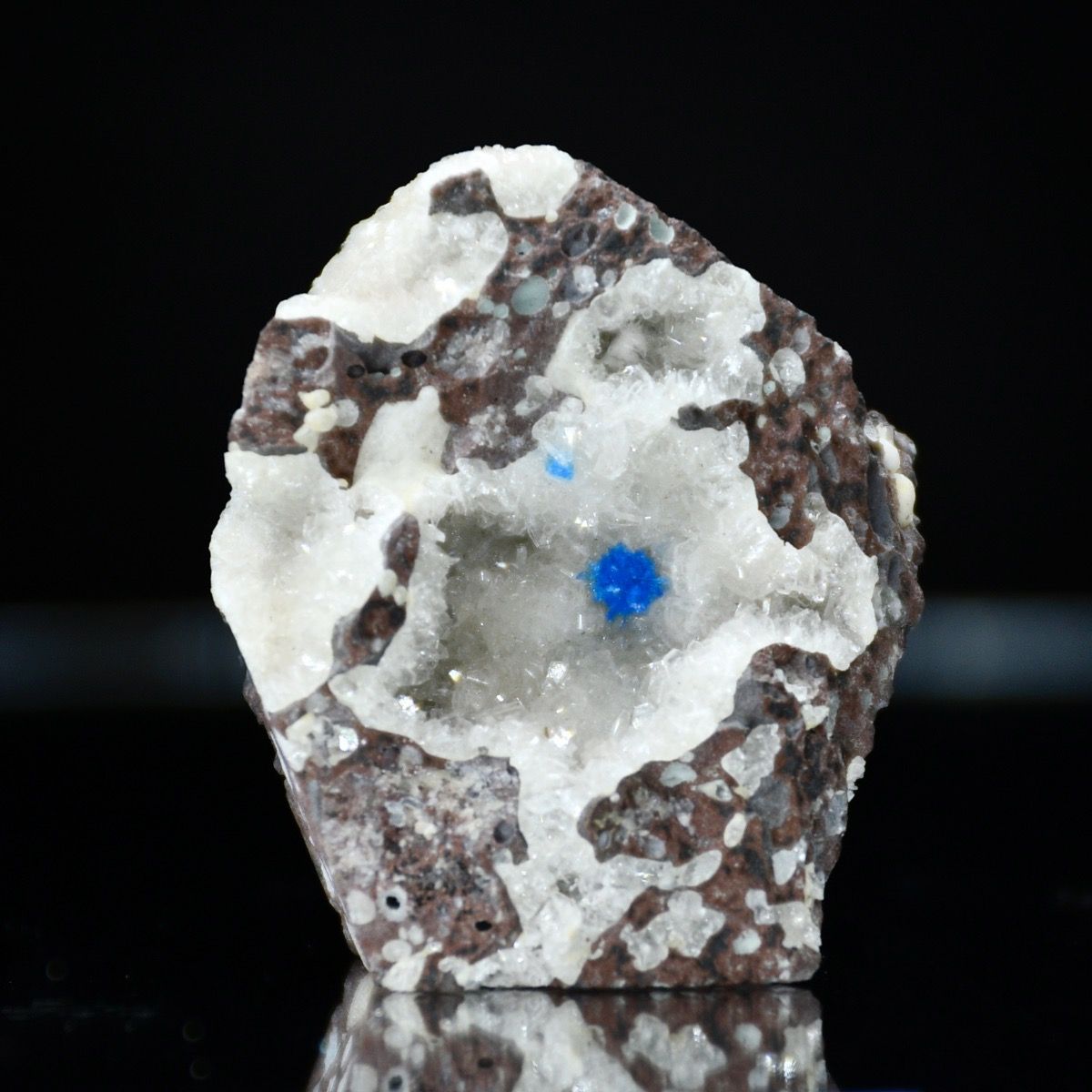 cavansyt minerał - kryształ, okaz kolekcjonerski