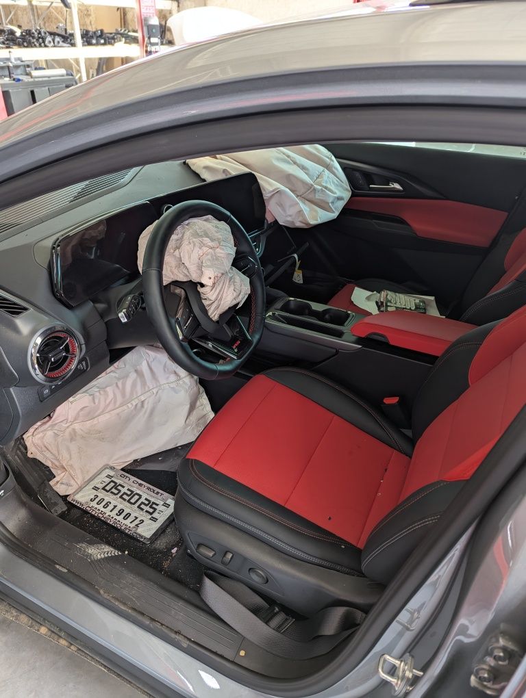 Розбірка Шрот Авторозбірка CHEVROLET EQUINOX EV ЕКВІНОКС ЕВ 2024-2025