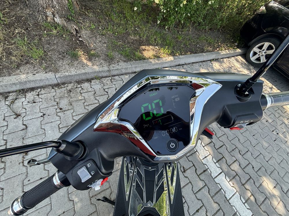 Hawk Lithun Double skuter elektryczny Nowy baterie ladowarka