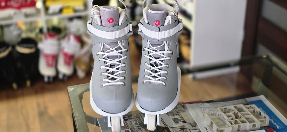 Rolki agresywne USD VII Grey/Gold r. 44 nowe