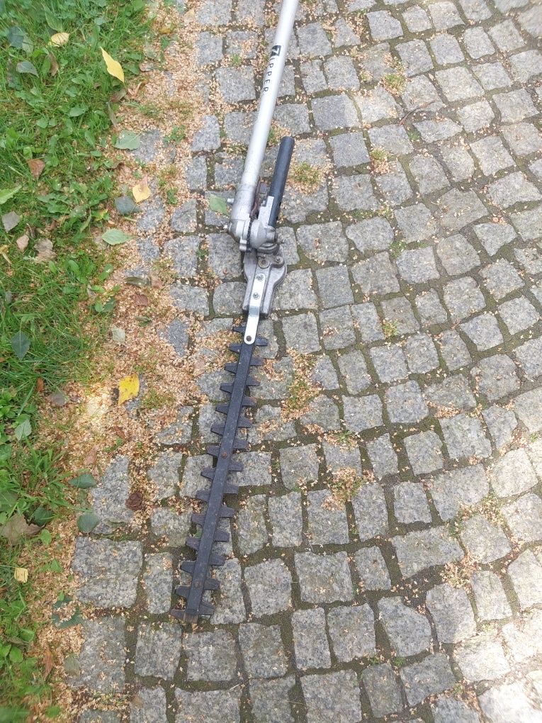 Nożyce do żywopłotu spalinowe nożyce na wysięgniku teleskopowe