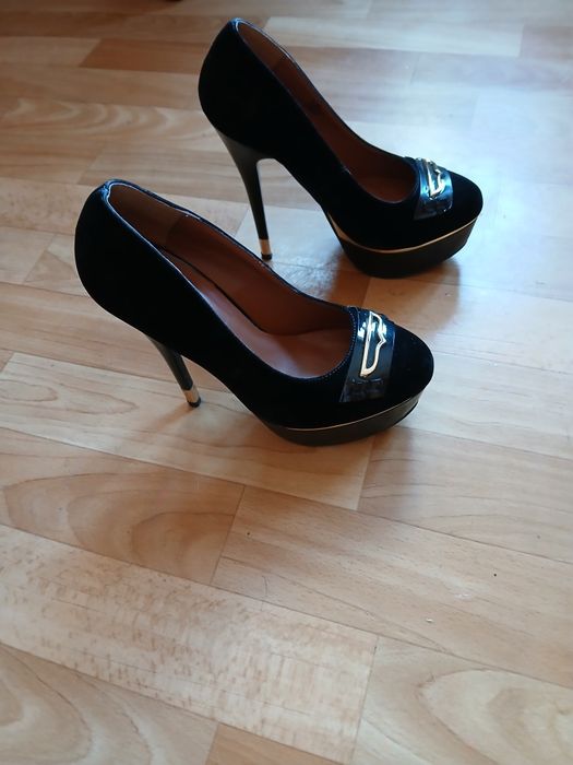 Sprzedam buty firmy Centro