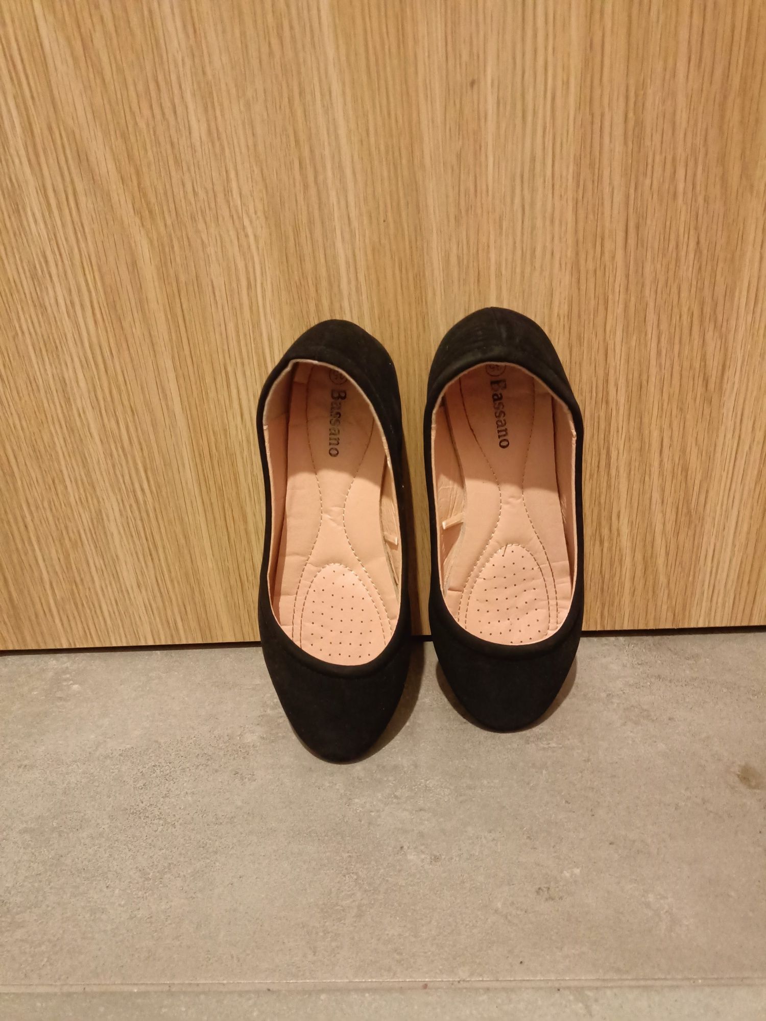 Buty balerinki dziewczęca r. 35, zamszowe