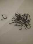 Odsprzedam zestaw 40 SZT. kotwiczek NR. 3 firmy MUSTAD