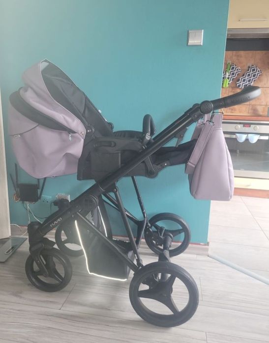 Wózek wielofunkcyjny Flavio 3w1 + fotelik razem z bazą isofix
