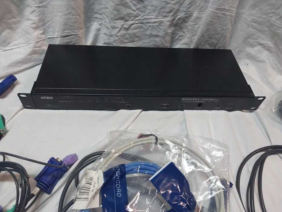 przełącznik KVM 8 portów IP CS1708i Aten 8-Port PS/2-USB+ kable
