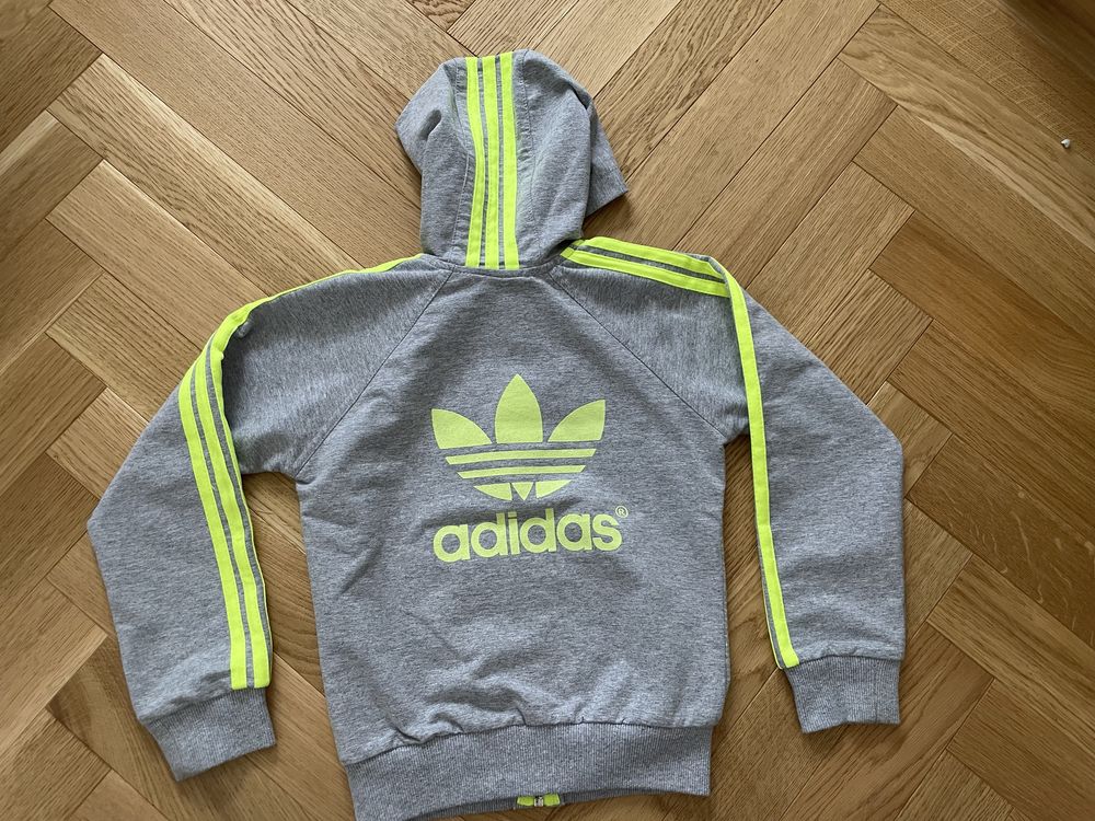 Bluza z kapturem Adidas Orginal rozm. 110/116 szara rozpinana