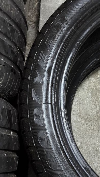 Pneus 205/50r17 GoodYear Eagle NCT 5 com 85% de piso