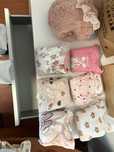 Vendo saco com roupa e sapatos! Bebe menina 9/12 meses