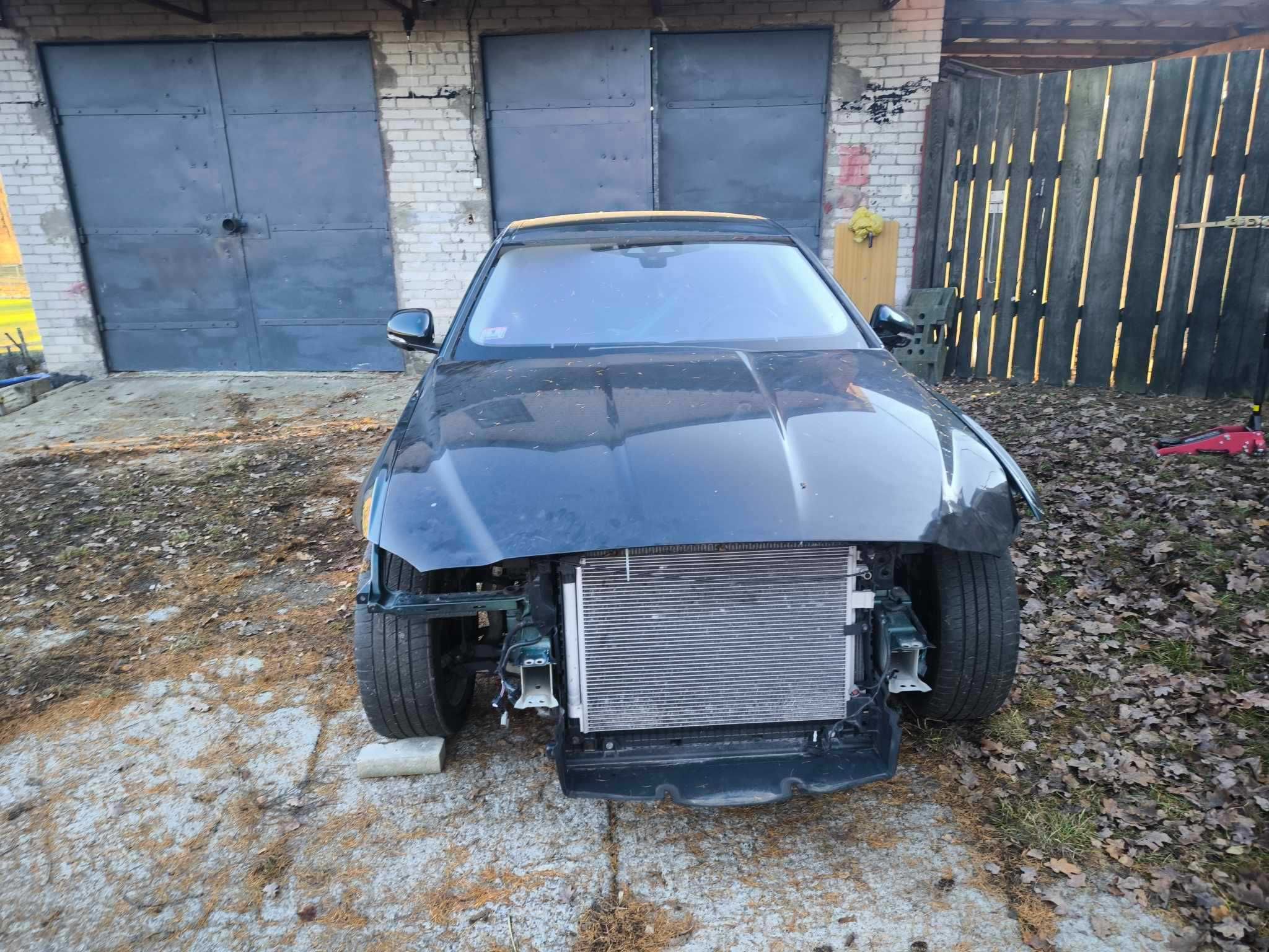 Jaguar XE 2016 3.0SC 340KM bez silnika. Części