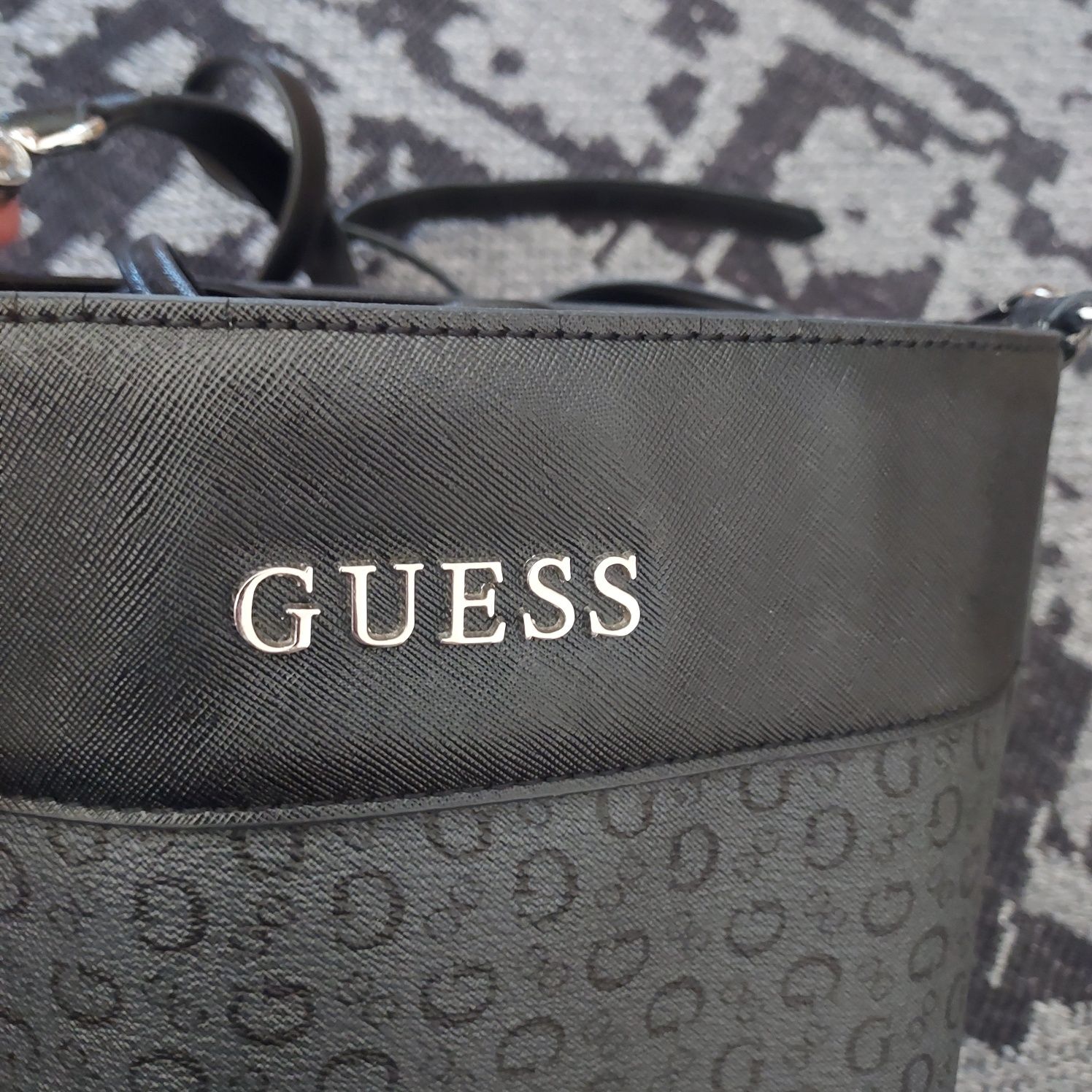 Torebka damska Guess