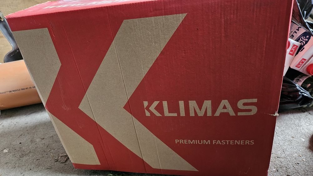 Kołki do styropianu