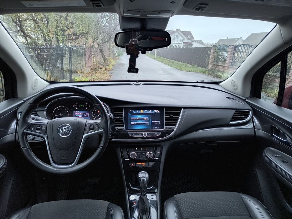 Автомобіль Buick Encore