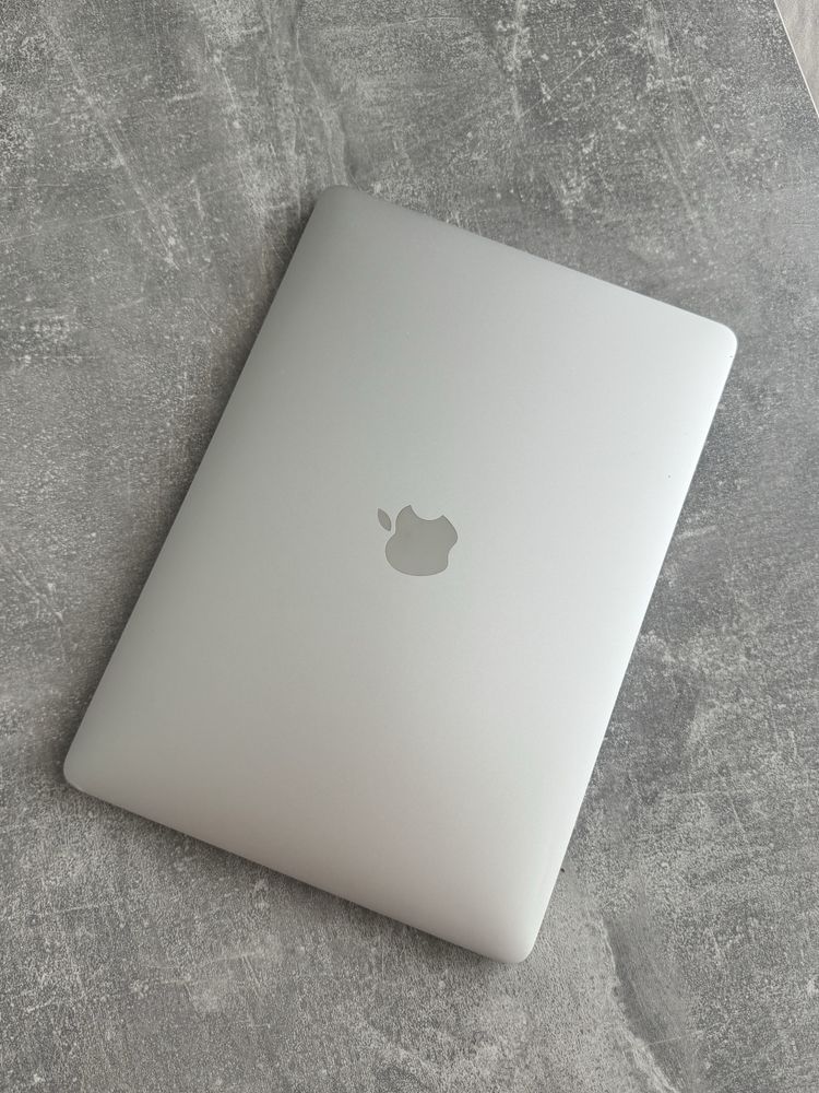 Macbook Pro 13-2107