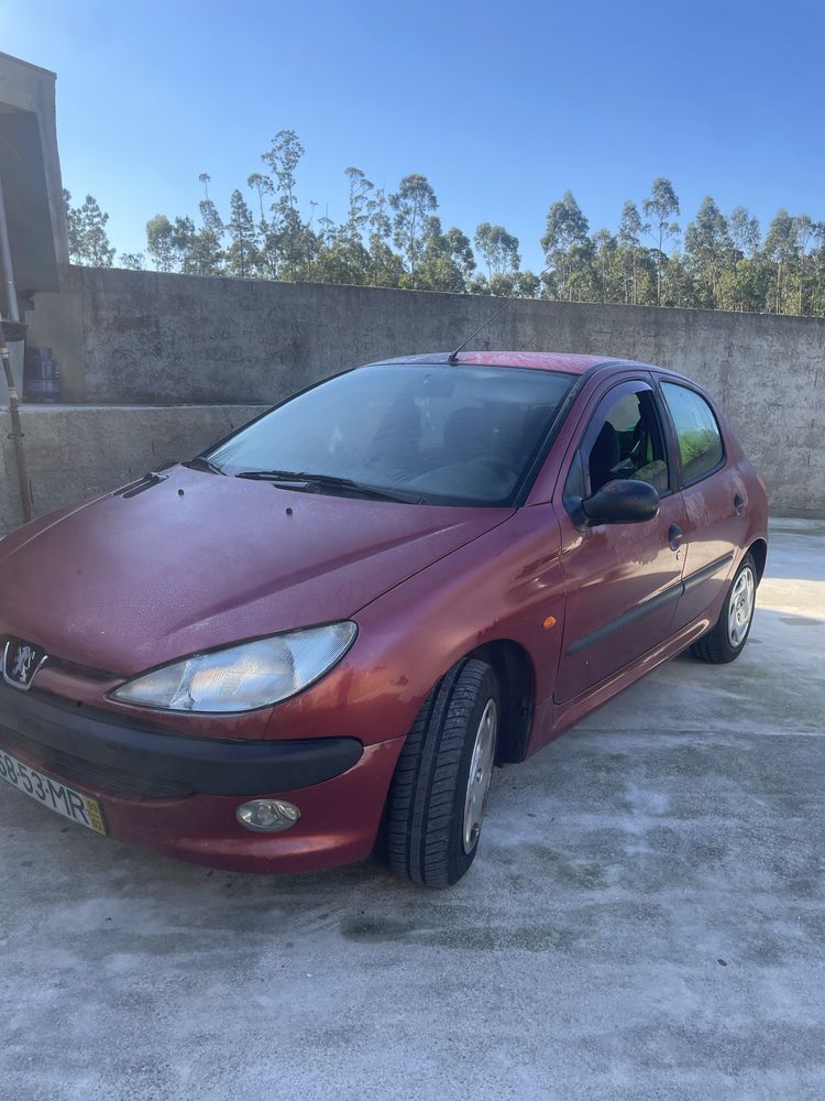 Carro Peugeot 206