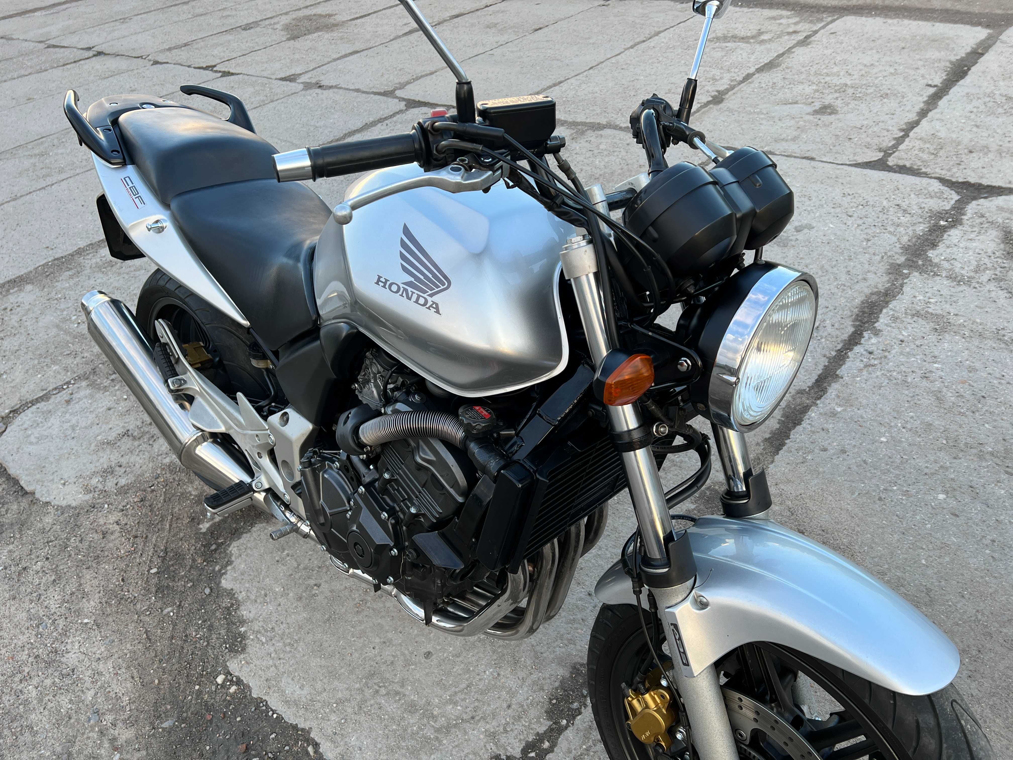 Honda CBF 600 ABS   2004  z Niemiec  oryginalny bezwypadkowy