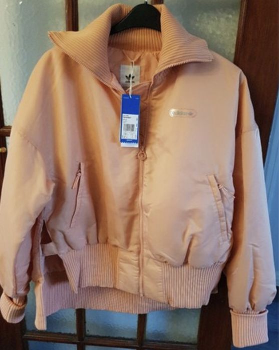 Куртка ветровка бомбер асимметричная персиковая adidas originals