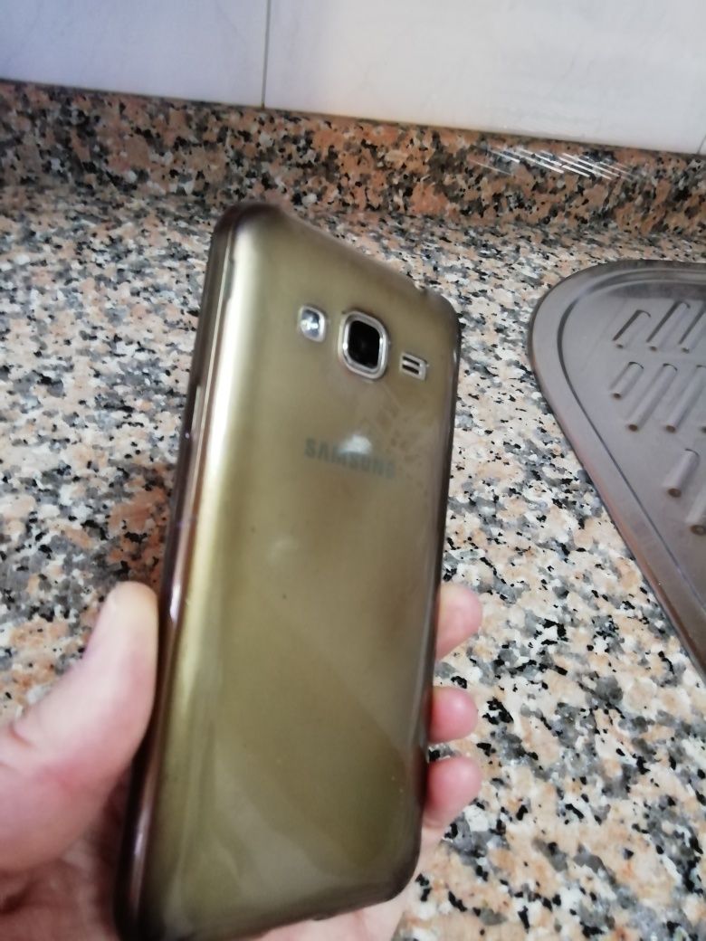 Tlm Samsung Galaxy J3 2016 Dourado (desbloqueado)