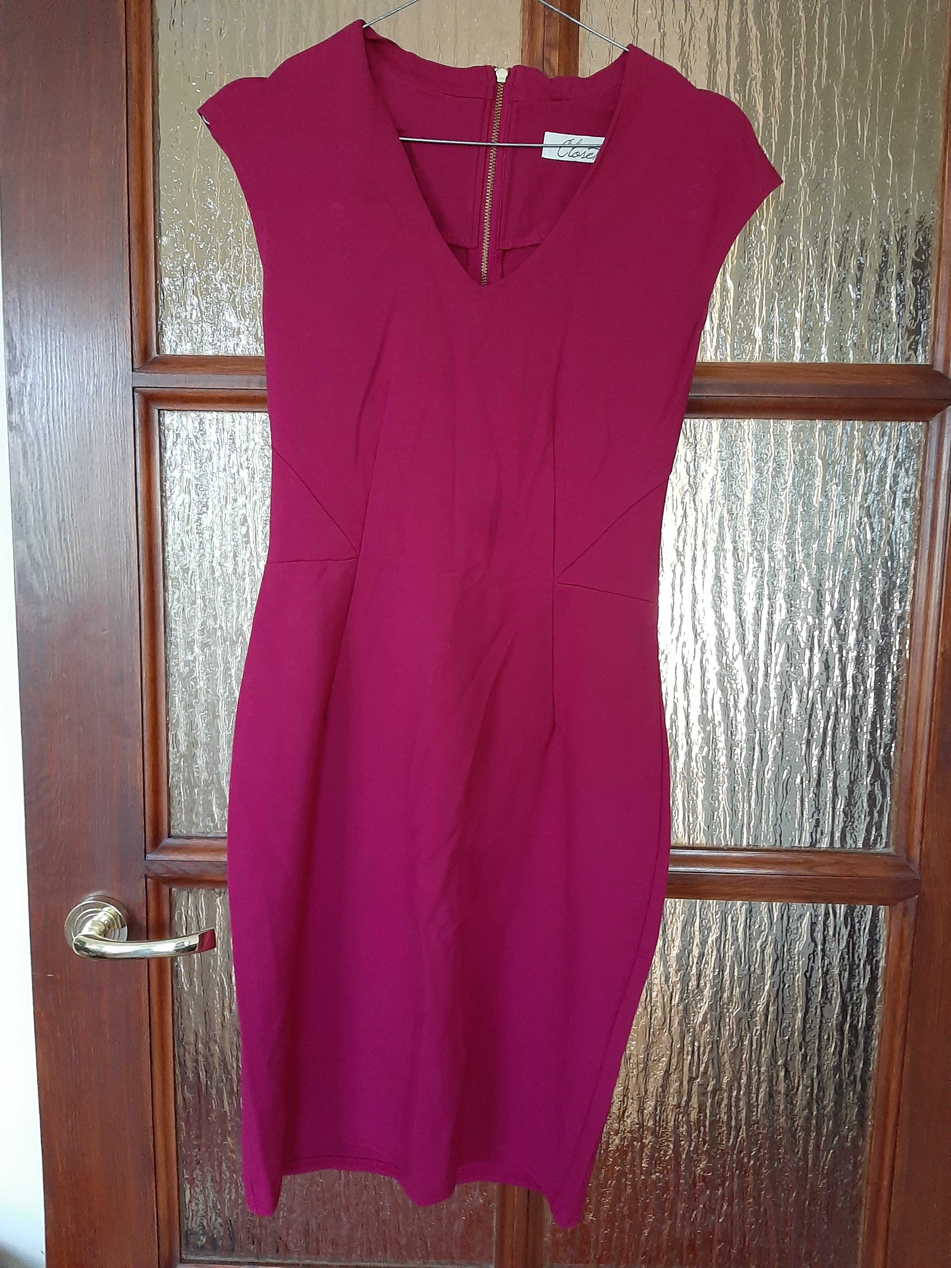 Closet sukienka w kolorze fuksji