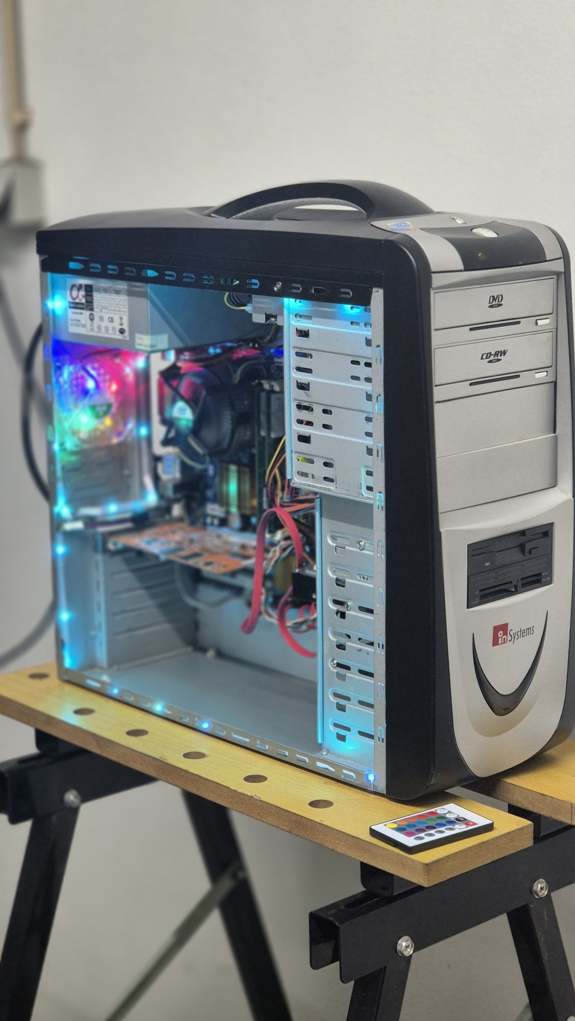 Computador de Secretária - Torre ATX
