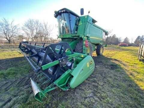 Комбайн John Deere W650