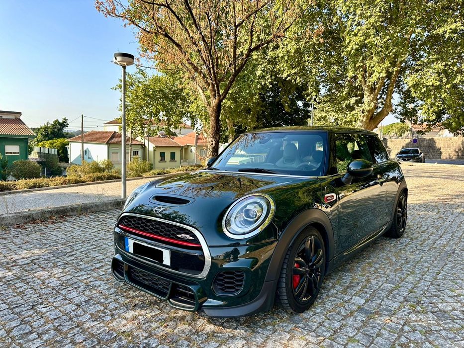 MINI 3 Portas John Cooper Works Sport Aut.