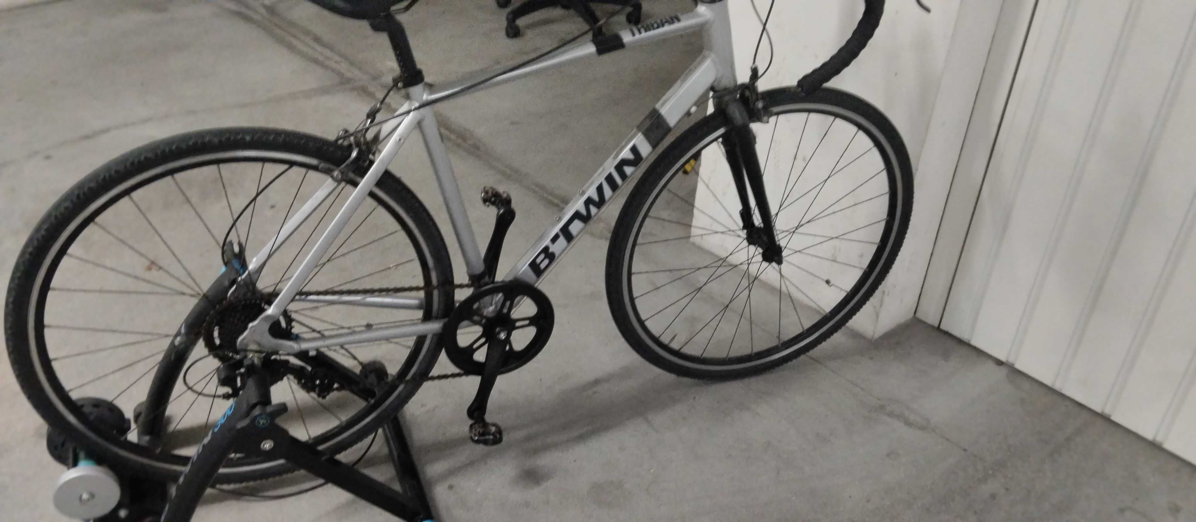 Bicicleta e rodo