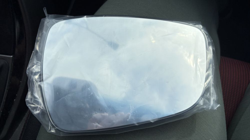 Nowy wkład do lusterka Elantra V prawy