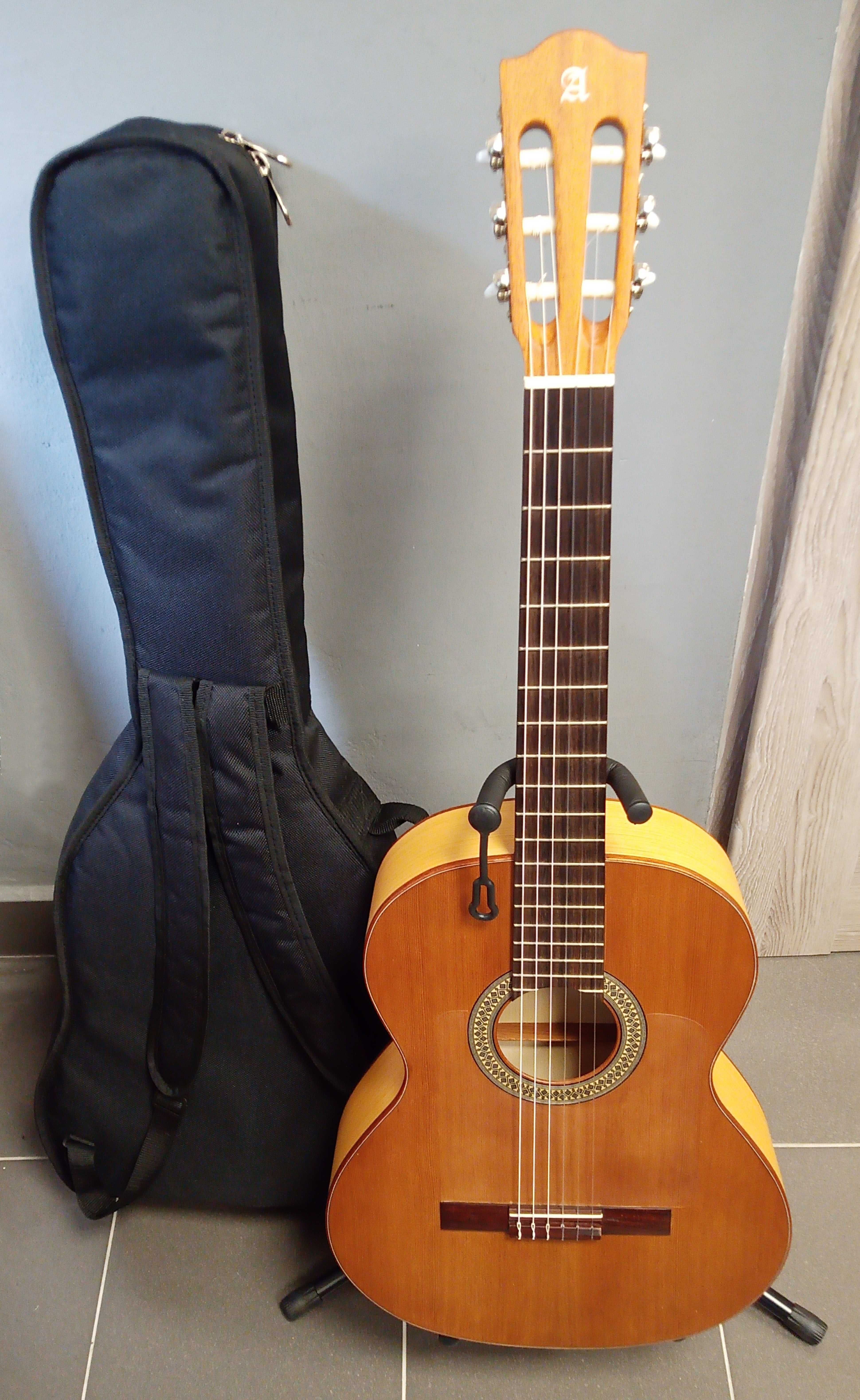 Hiszpańska gitara klasyczna 4/4 Alhambra 2FG Flamenco