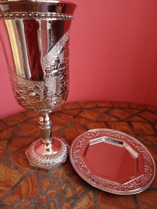 .Чаша для причастя   з Иерусалиму ,з Ізраїля. Потир .