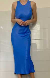 Нове плаття голубого кольору reserved